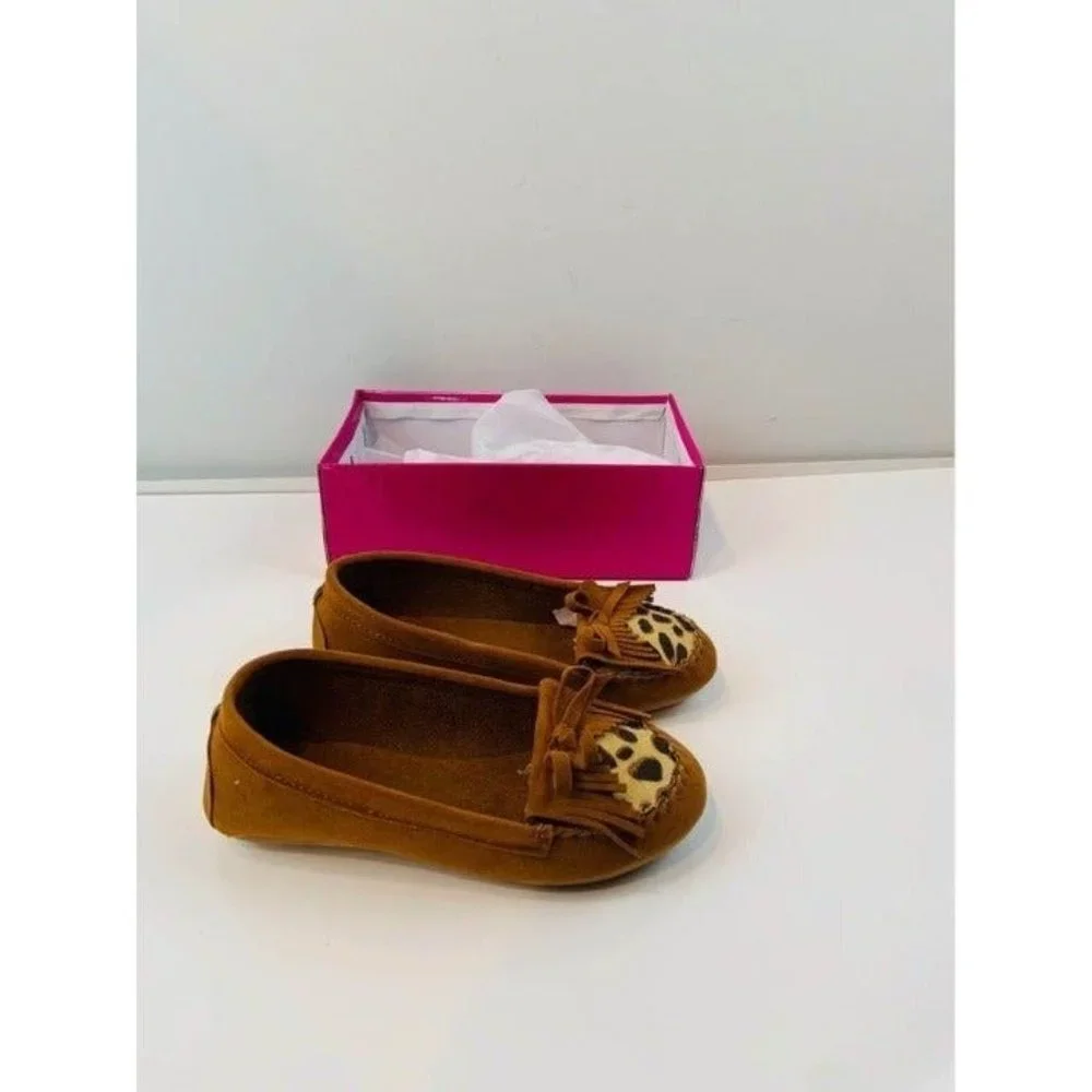 Brand New toddler girls tan leopard moccasin flats